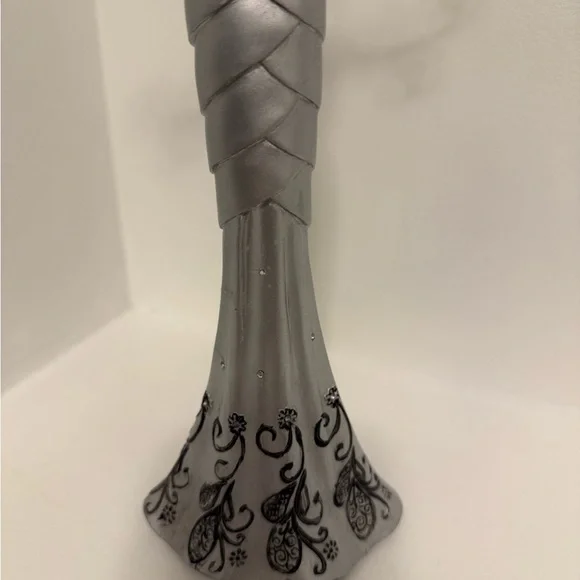 Elegant Silver and Black Jewelry Holder/Stand - Picture 8 of 8